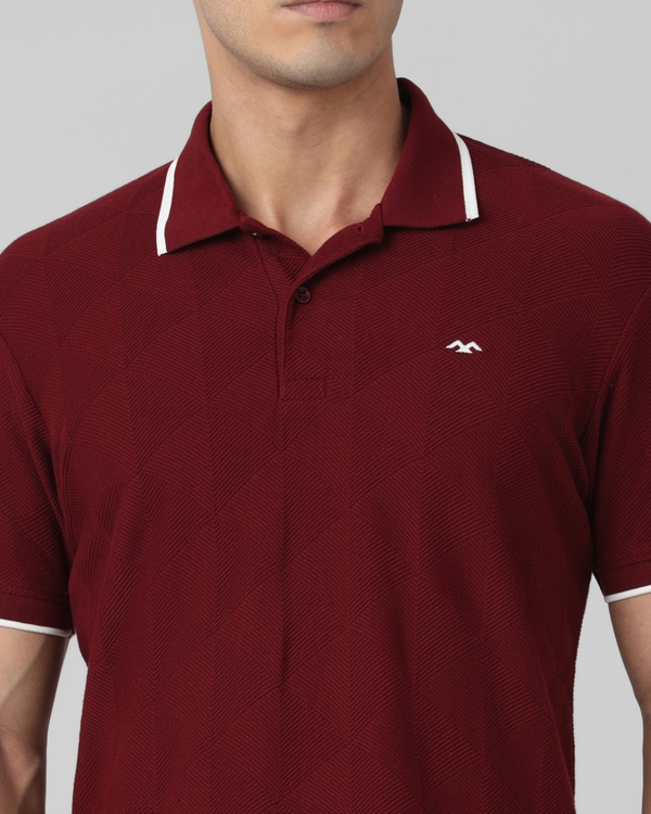 Maroon Textured Plain Half Sleeve Casual T-Shirt